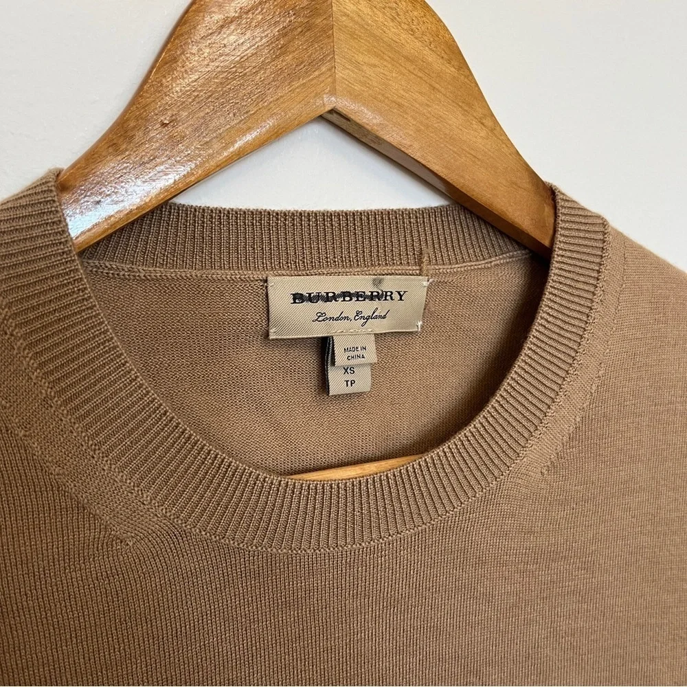 Burberry Classic Tan Nova Check Elbow Crewneck Sweater Size XS NWOT Repaired